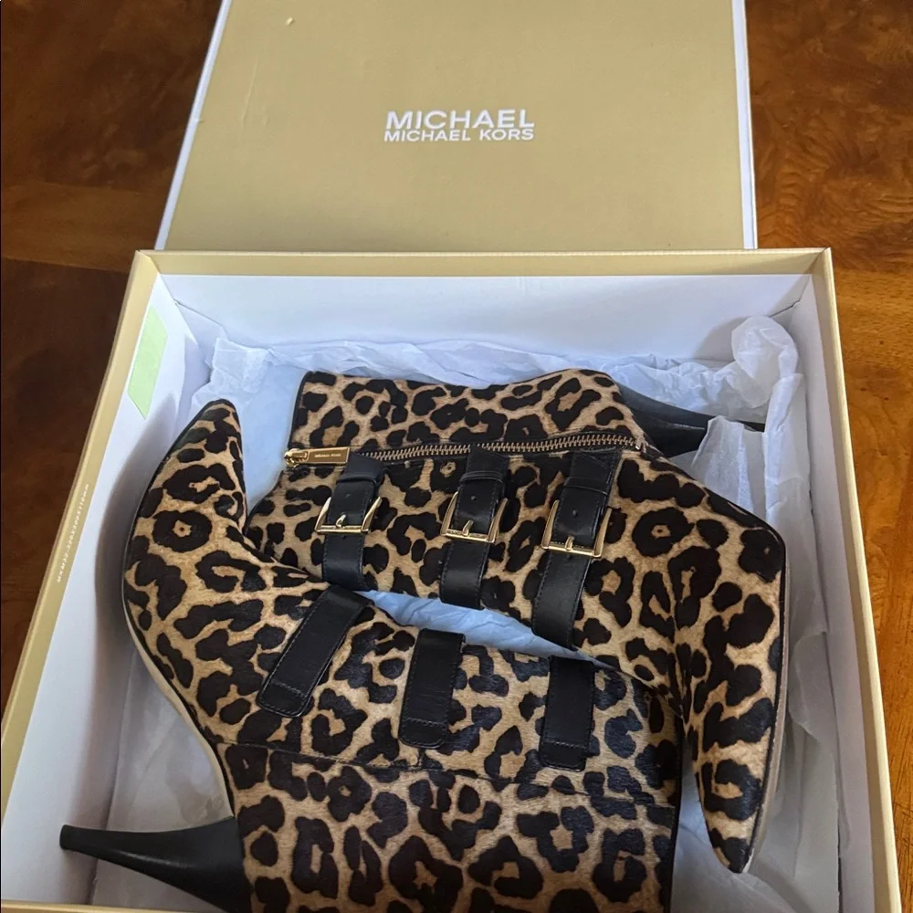 Michael Kors Leather Black and Brown Leopard Heeled Boots